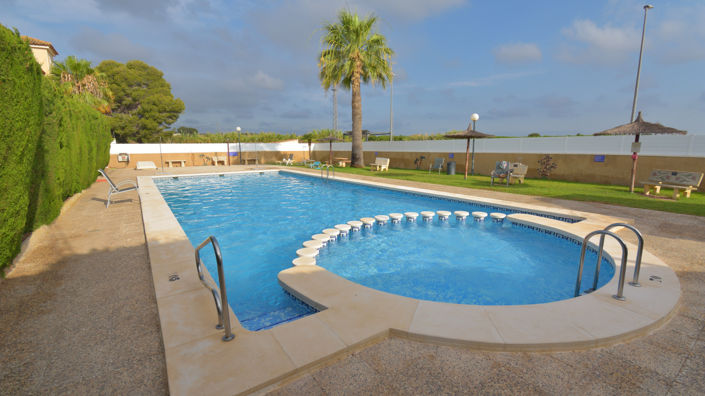 Image No.2-3 Bed Quad for sale
