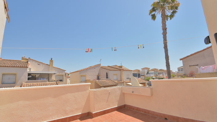 Image No.25-3 Bed Quad for sale