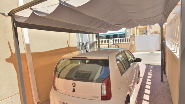 Image No.32-3 Bed Quad for sale