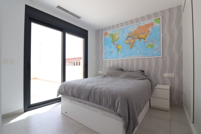 Image No.17-4 Bed Villa for sale