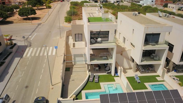 Image No.47-4 Bed Villa for sale