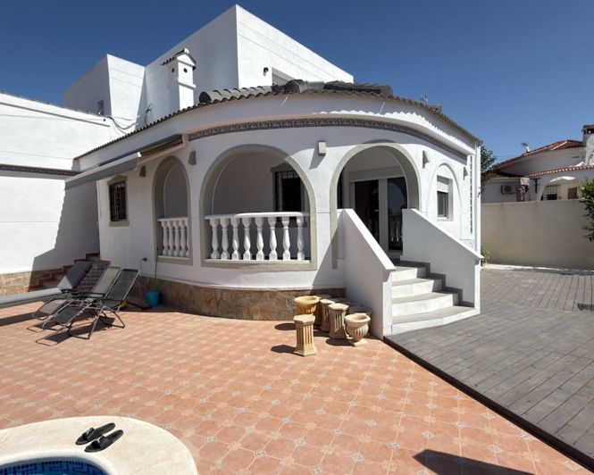Image No.21-4 Bed Villa for sale