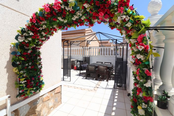 Image No.30-4 Bed Villa for sale