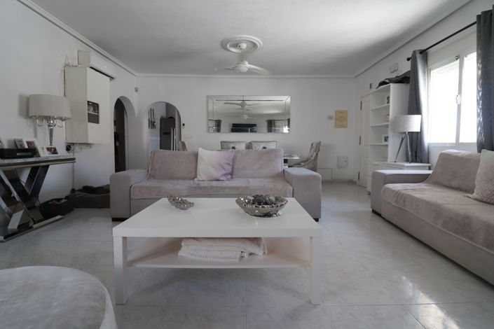 Image No.7-4 Bed Villa for sale