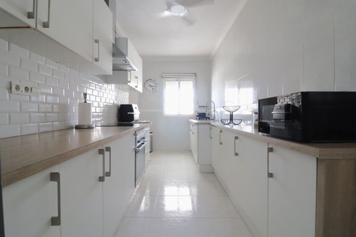 Image No.8-4 Bed Villa for sale