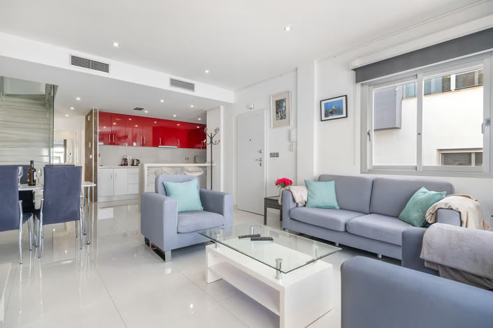 Image No.5-3 Bed Property for sale