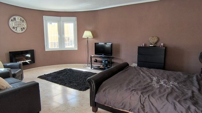 Image No.33-4 Bed Villa for sale