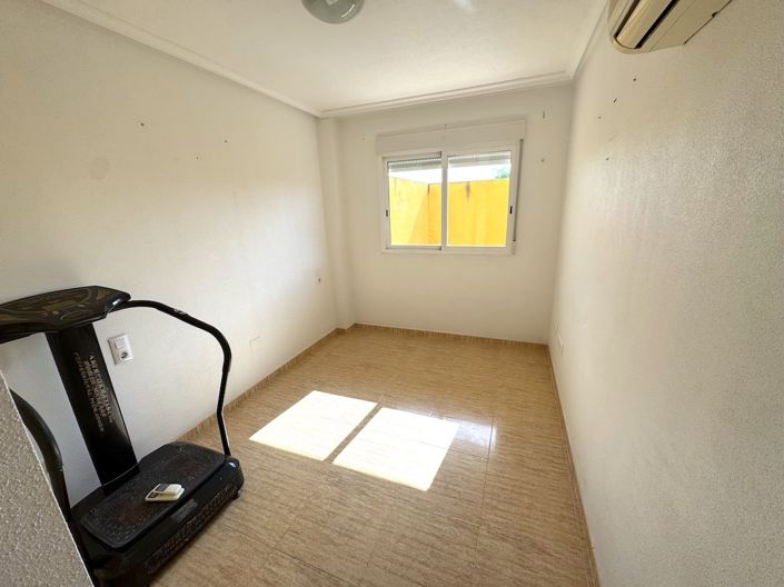 Image No.16-2 Bed Apartment for sale