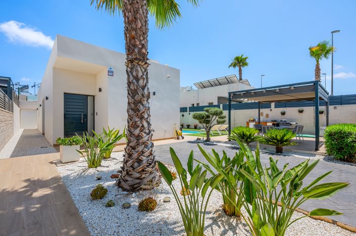Image No.41-3 Bed Villa for sale