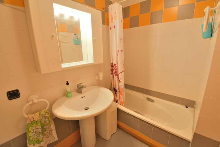 Image No.17-2 Bed Apartment for sale