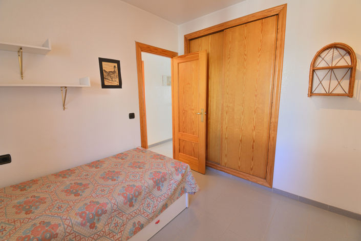 Image No.20-2 Bed Apartment for sale