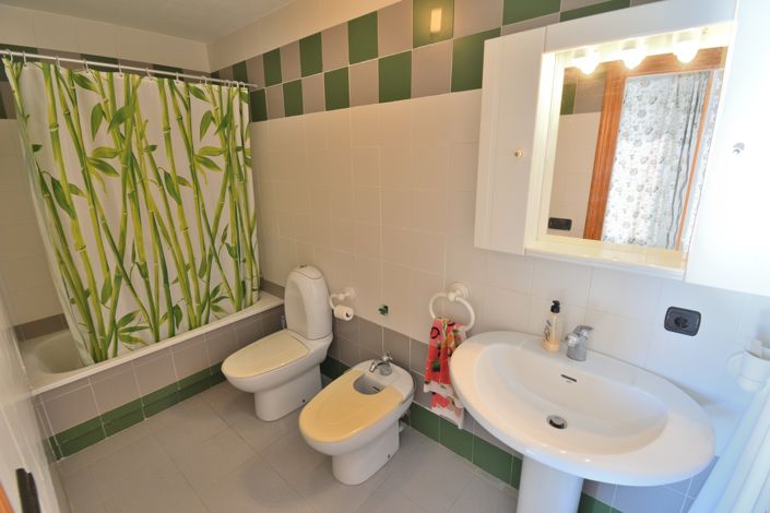 Image No.22-2 Bed Apartment for sale