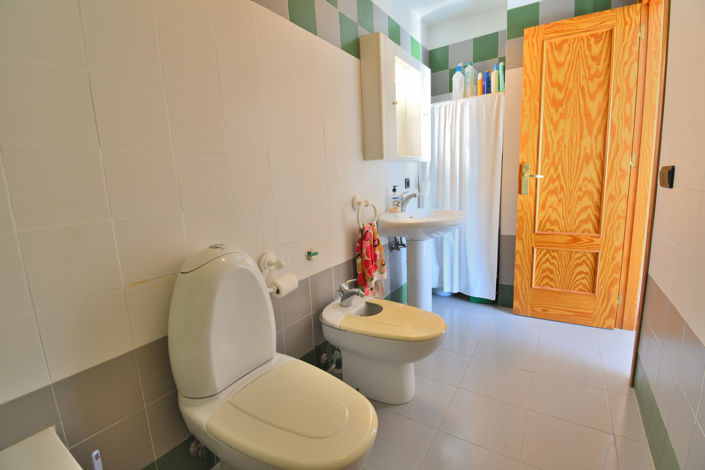 Image No.23-2 Bed Apartment for sale