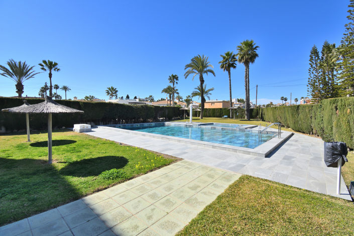 Image No.28-2 Bed Apartment for sale
