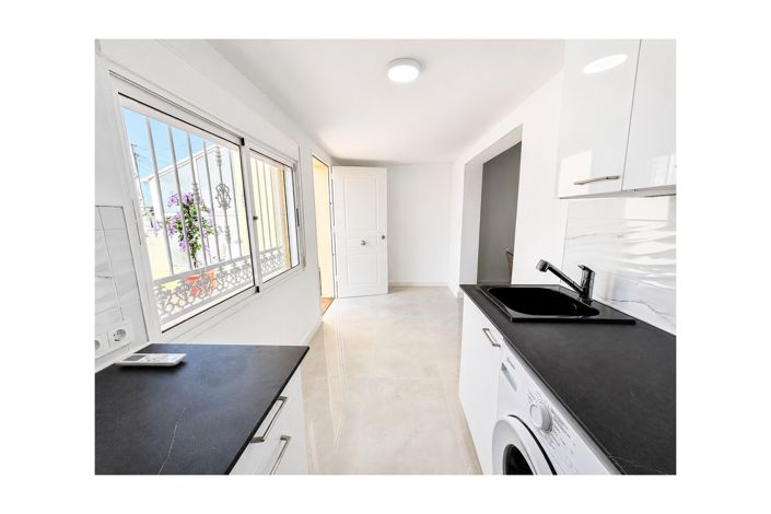 Image No.7-2 Bed Bungalow for sale