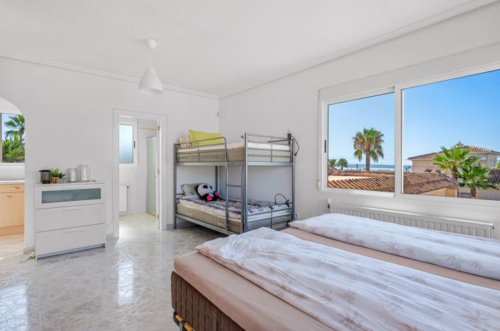 Image No.23-3 Bed Villa for sale