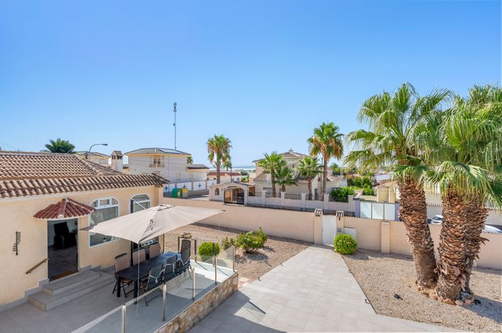 Image No.34-3 Bed Villa for sale