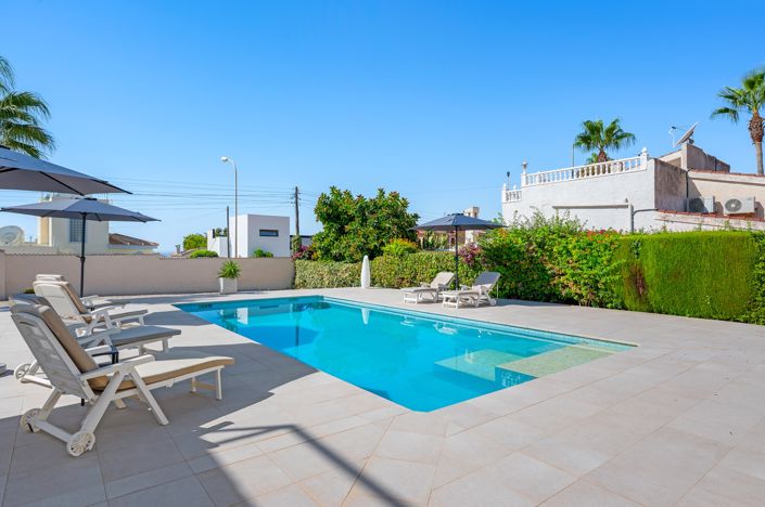 Image No.39-3 Bed Villa for sale