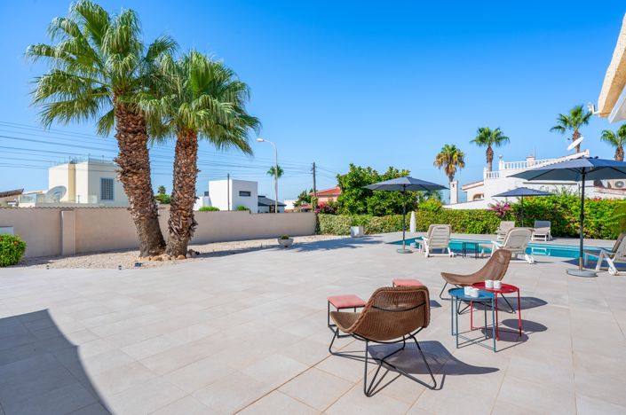 Image No.43-3 Bed Villa for sale