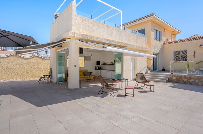 Image No.46-3 Bed Villa for sale