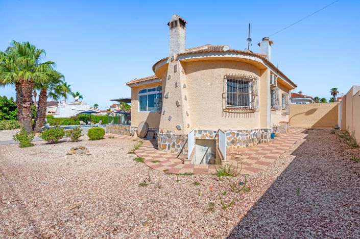 Image No.49-3 Bed Villa for sale