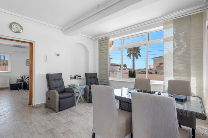 Image No.5-3 Bed Villa for sale