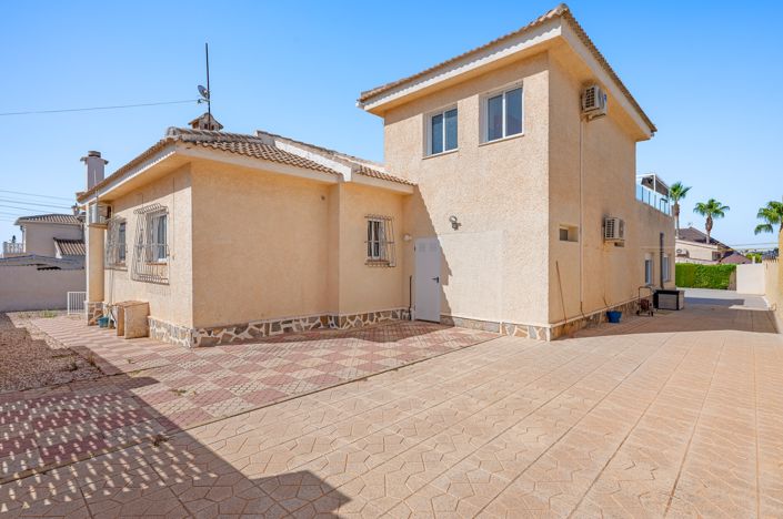 Image No.50-3 Bed Villa for sale