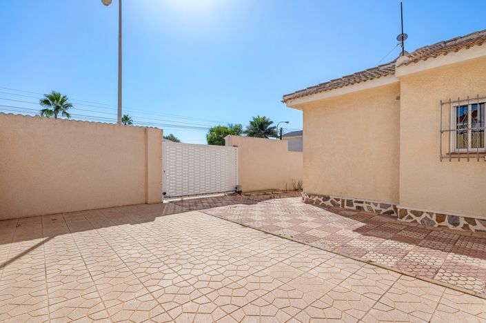 Image No.51-3 Bed Villa for sale