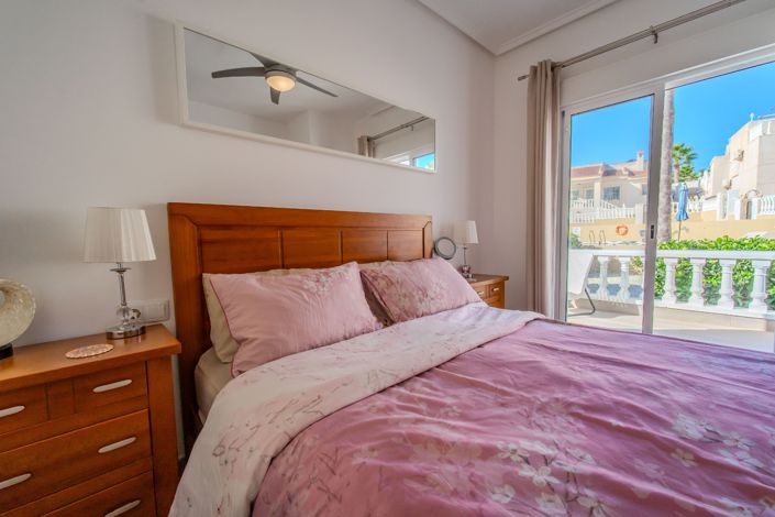Image No.19-2 Bed Villa for sale