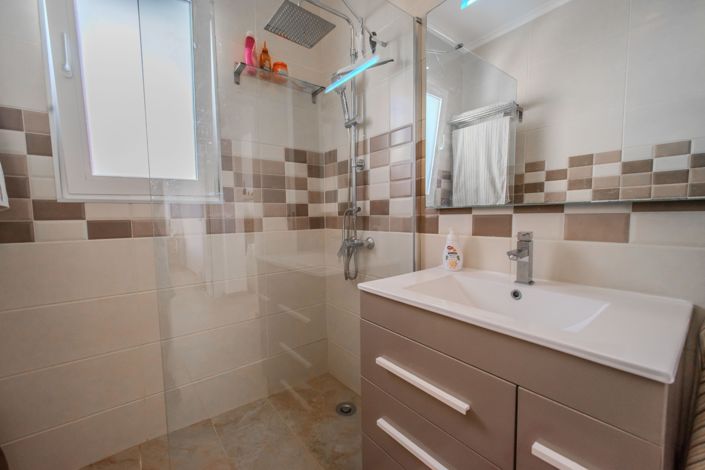 Image No.22-2 Bed Villa for sale