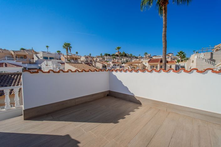 Image No.29-2 Bed Villa for sale
