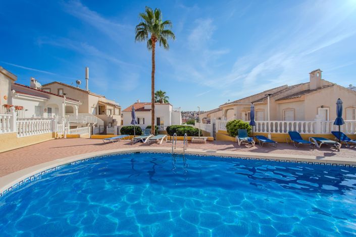 Image No.37-2 Bed Villa for sale