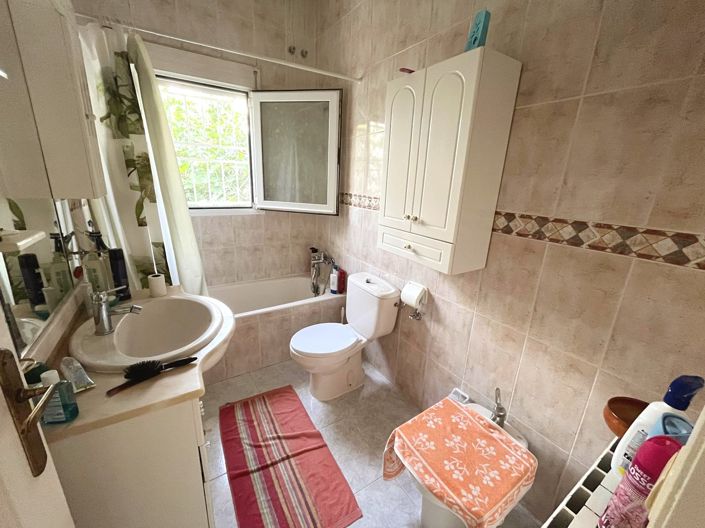 Image No.17-3 Bed Villa for sale