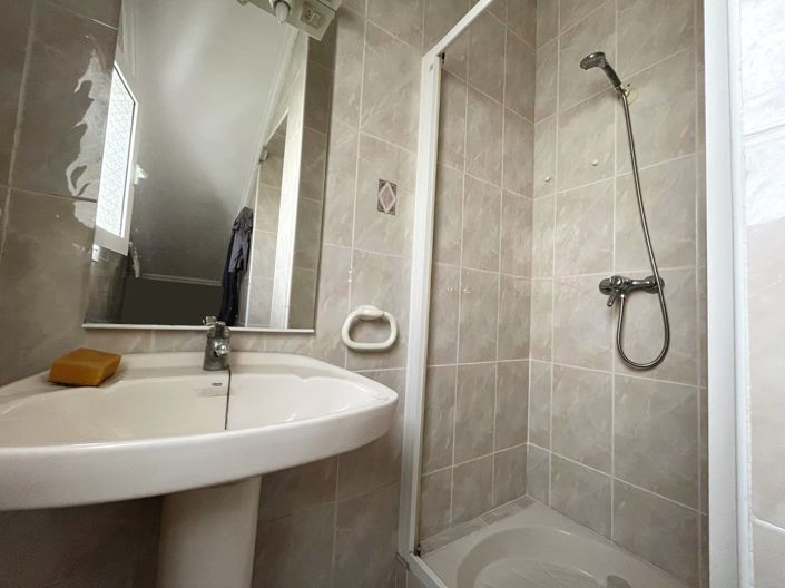 Image No.19-3 Bed Villa for sale