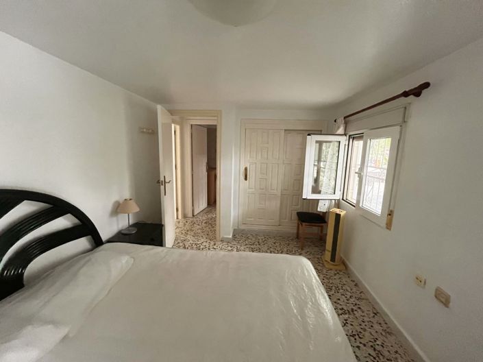 Image No.28-3 Bed Villa for sale