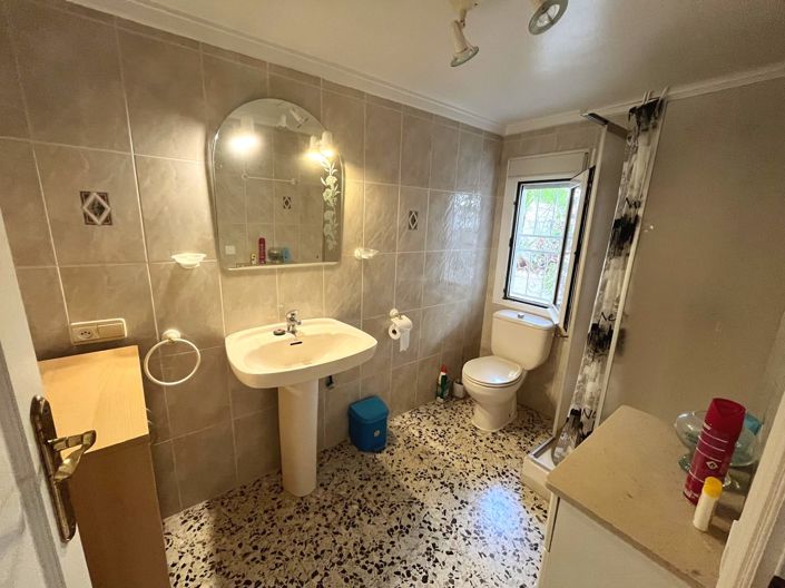 Image No.31-3 Bed Villa for sale