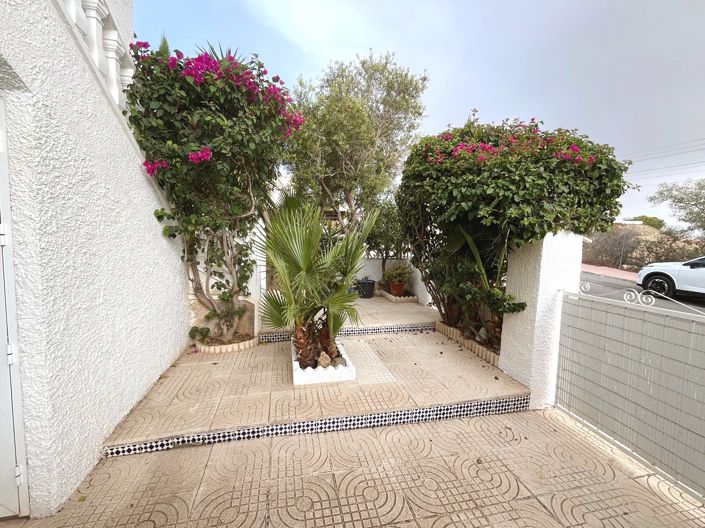 Image No.39-3 Bed Villa for sale