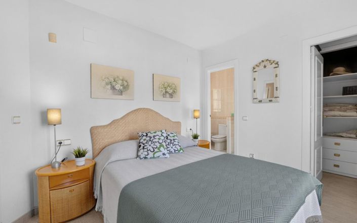 Image No.17-2 Bed Duplex for sale