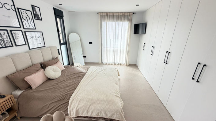 Image No.21-3 Bed Villa for sale