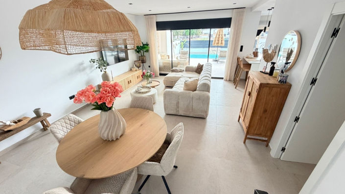 Image No.7-3 Bed Villa for sale
