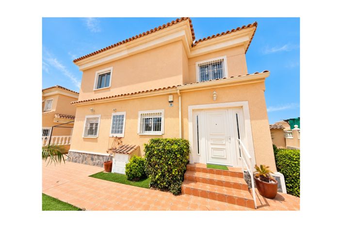 Image No.8-Villa de 4 chambres à vendre à La Marina