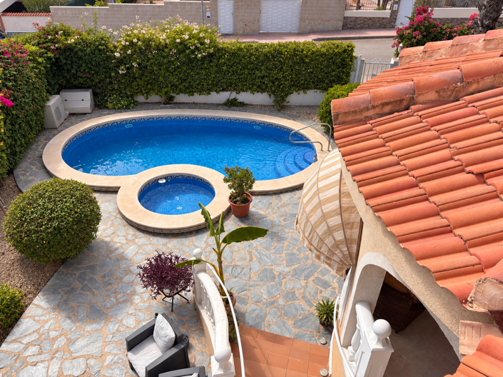 Image No.19-3 Bed Villa for sale