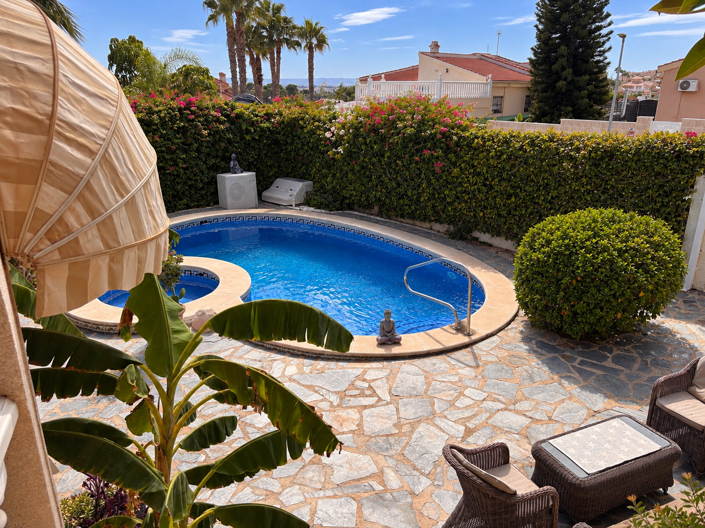 Image No.20-3 Bed Villa for sale