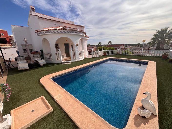 Image No.18-2 Bed Villa for sale
