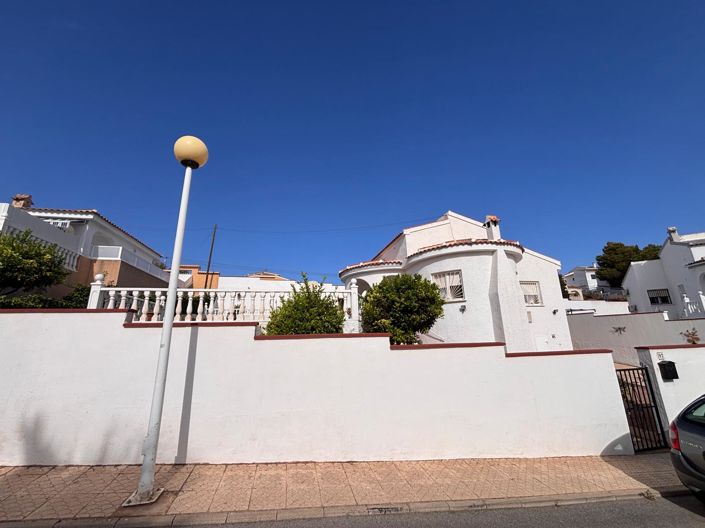 Image No.19-2 Bed Villa for sale