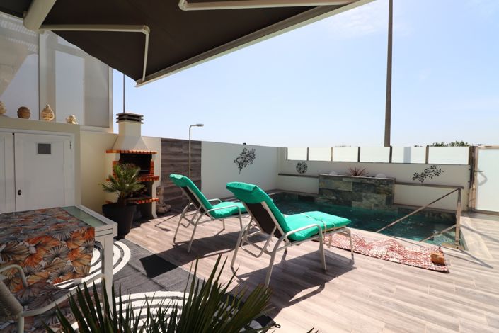 Image No.22-3 Bed Property for sale