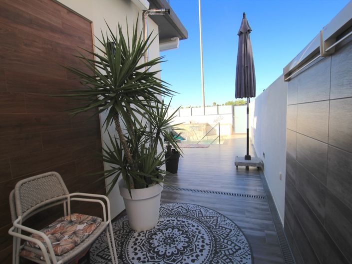 Image No.35-3 Bed Property for sale