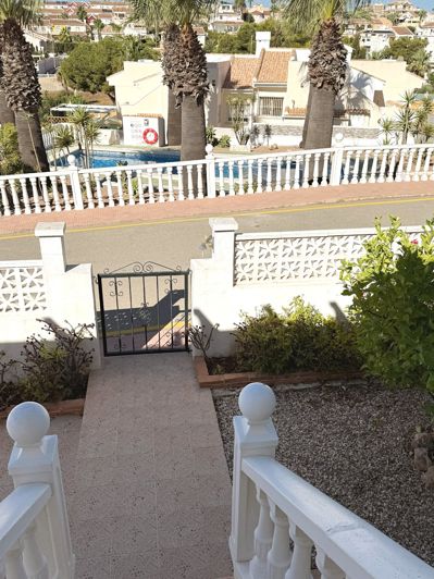 Image No.20-2 Bed Property for sale