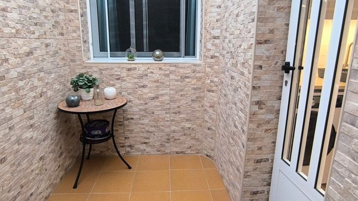 Image No.12-2 Bed Apartment for sale
