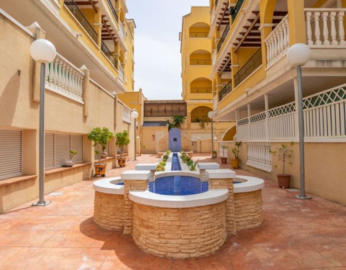 Image No.29-2 Bed Apartment for sale